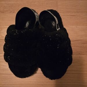 Ugg girl slippers sz 3